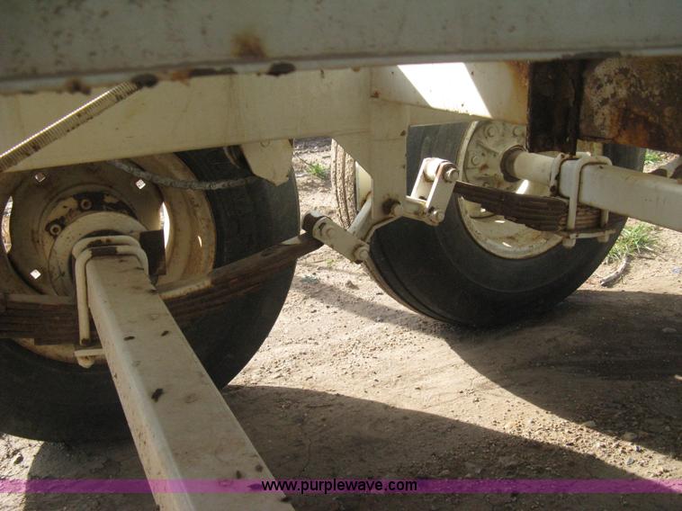 image for item B8328 Willmar Super 500 fertilizer spinner/spreader