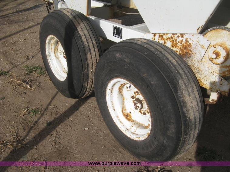 image for item B8328 Willmar Super 500 fertilizer spinner/spreader