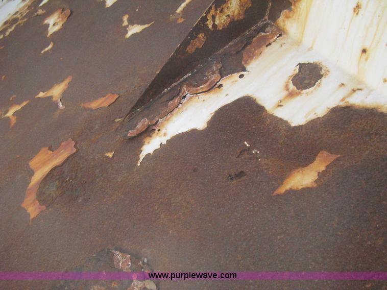 image for item B8328 Willmar Super 500 fertilizer spinner/spreader