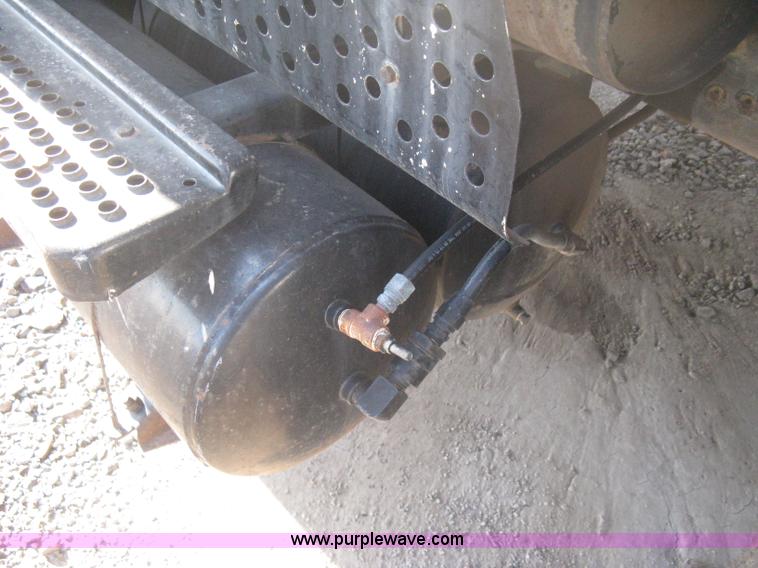 image for item B8331 1979 International F2554 tender tanker truck