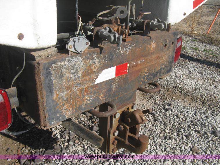 image for item B8331 1979 International F2554 tender tanker truck