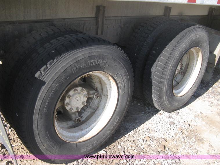 image for item B8331 1979 International F2554 tender tanker truck