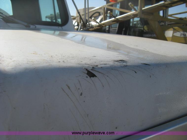 image for item B8331 1979 International F2554 tender tanker truck