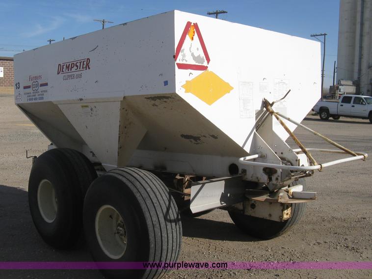 image for item B8332 Dempster Clipper 200S fertilizer spinner/spreader