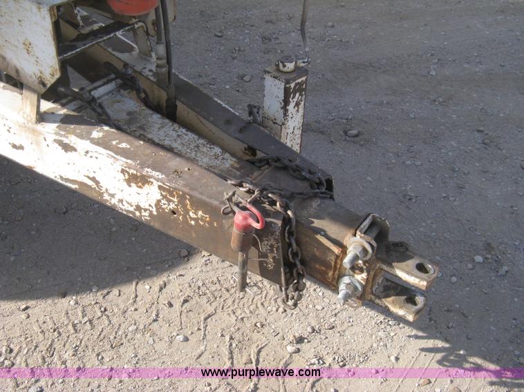 image for item B8332 Dempster Clipper 200S fertilizer spinner/spreader