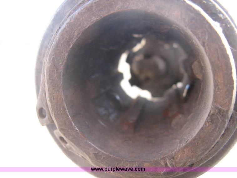 image for item B8332 Dempster Clipper 200S fertilizer spinner/spreader