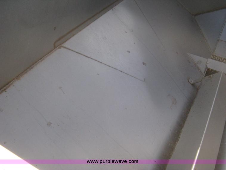 image for item B8332 Dempster Clipper 200S fertilizer spinner/spreader