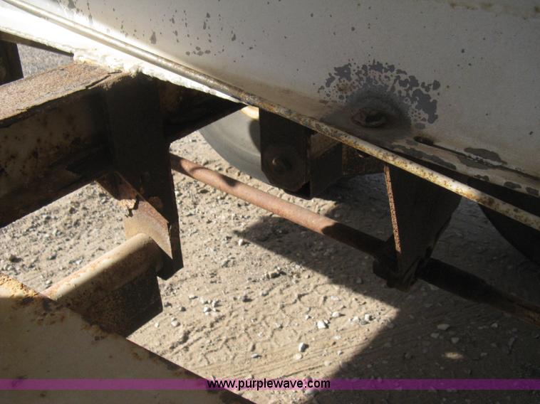 image for item B8332 Dempster Clipper 200S fertilizer spinner/spreader