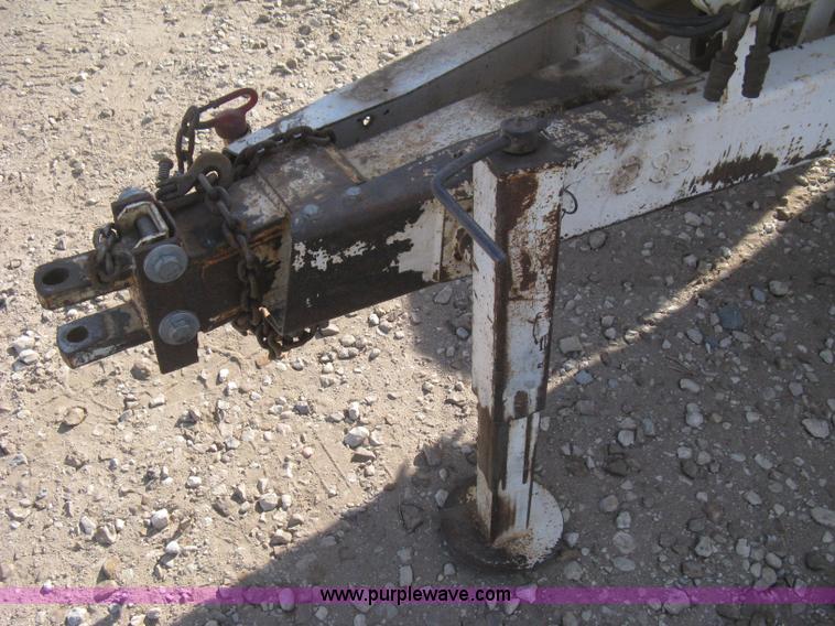 image for item B8333 Dempster Clipper 200S fertilizer spinner/spreader