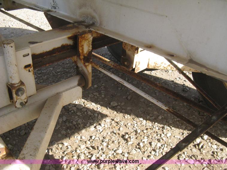 image for item B8333 Dempster Clipper 200S fertilizer spinner/spreader