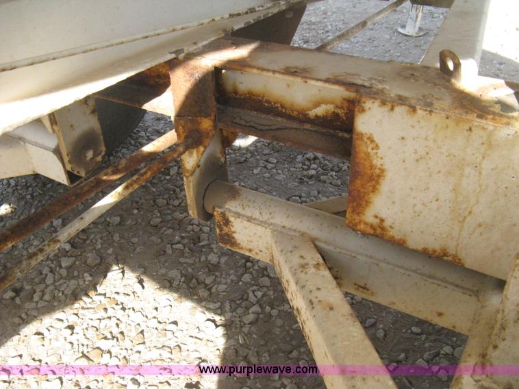 image for item B8333 Dempster Clipper 200S fertilizer spinner/spreader