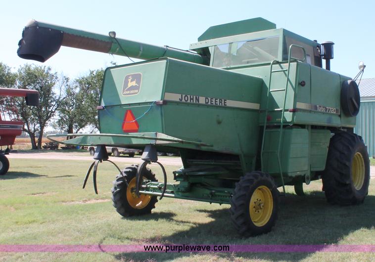 image for item C2855 1980 John Deere 7720 Turbo combine