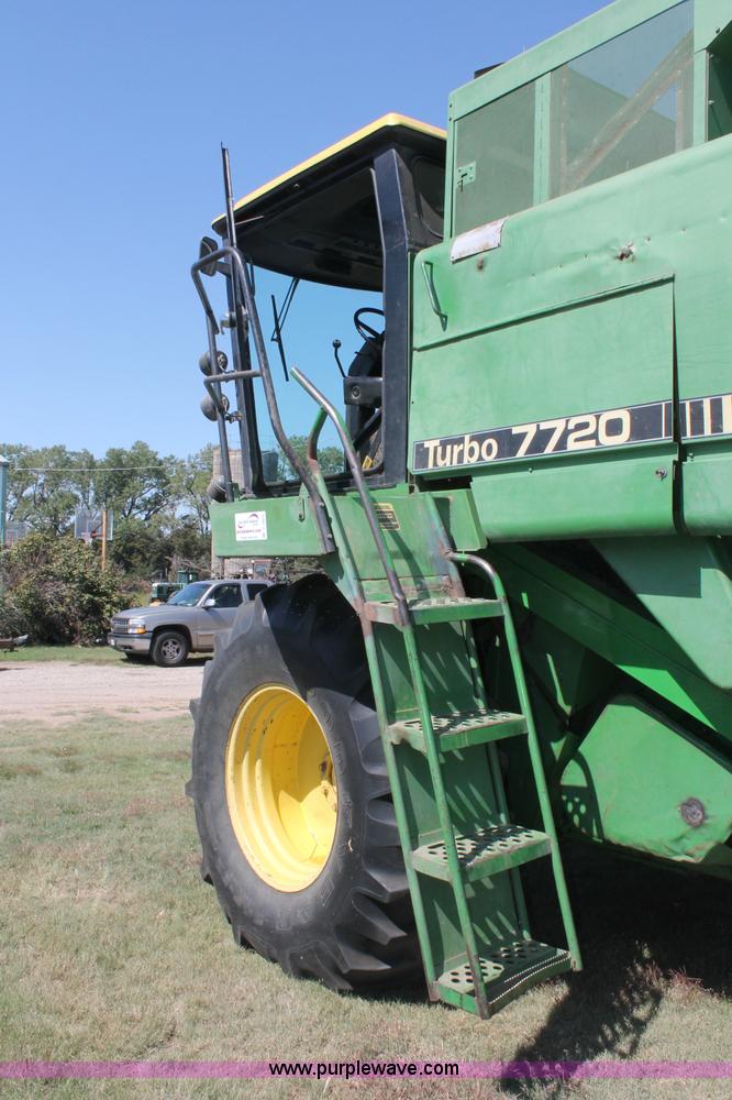 image for item C2855 1980 John Deere 7720 Turbo combine