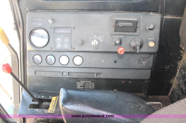 image for item C2855 1980 John Deere 7720 Turbo combine