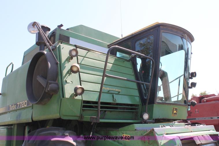 image for item C2855 1980 John Deere 7720 Turbo combine