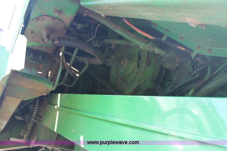 image for item C2855 1980 John Deere 7720 Turbo combine