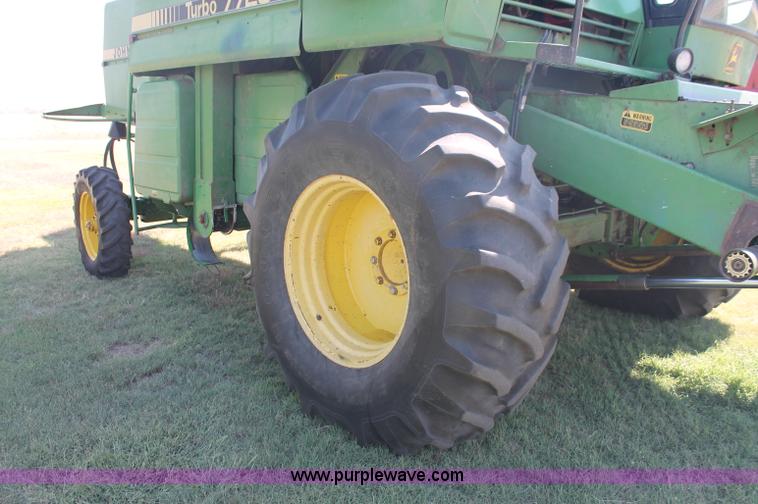 image for item C2855 1980 John Deere 7720 Turbo combine