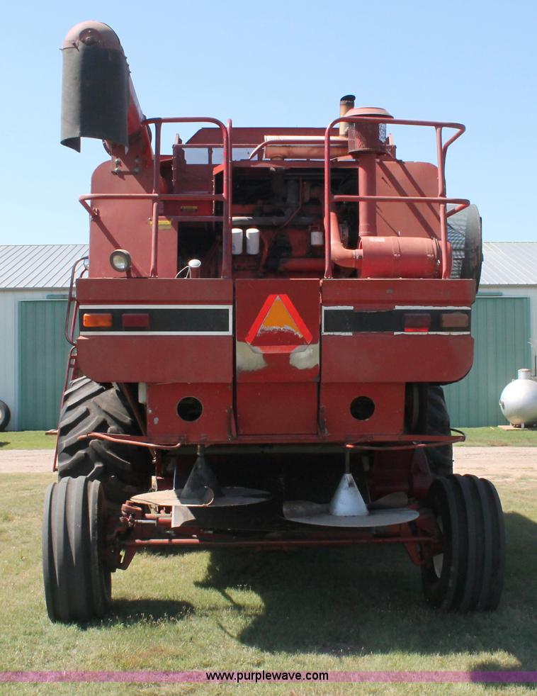 image for item C2856 1980 International 1480 Axial-Flow combine