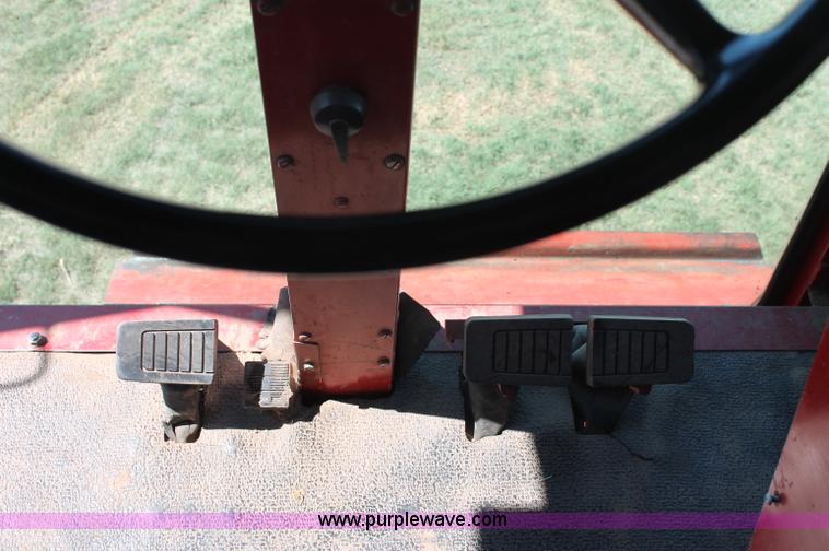image for item C2856 1980 International 1480 Axial-Flow combine