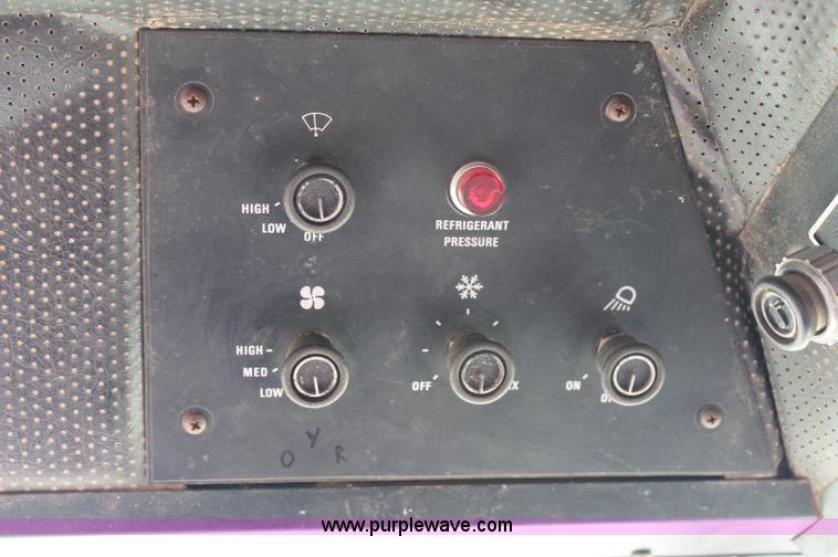 image for item C2856 1980 International 1480 Axial-Flow combine