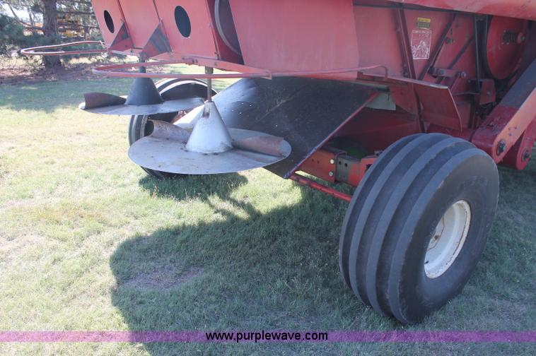 image for item C2856 1980 International 1480 Axial-Flow combine