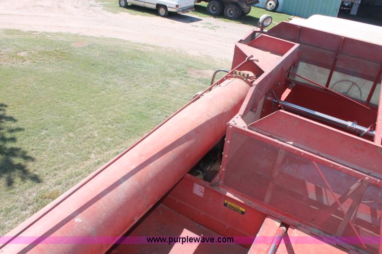 image for item C2856 1980 International 1480 Axial-Flow combine