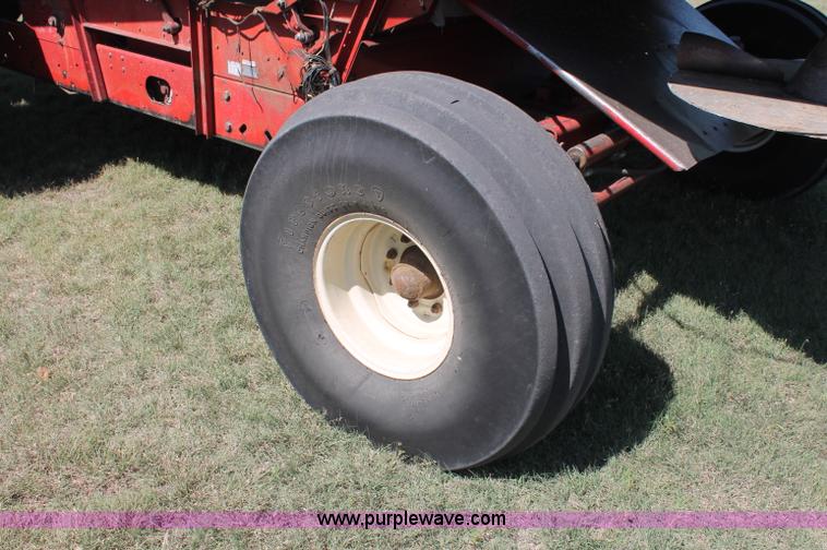 image for item C2856 1980 International 1480 Axial-Flow combine