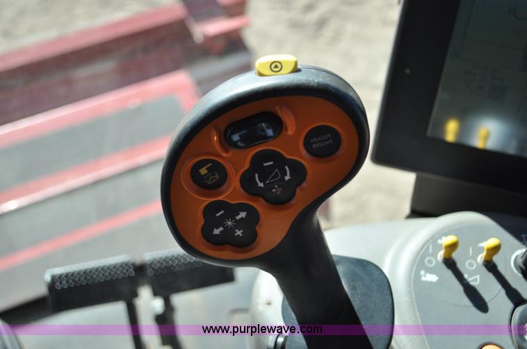 image for item C3223 2006 Case IH 8010 combine