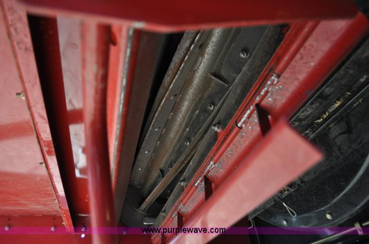 image for item C3223 2006 Case IH 8010 combine