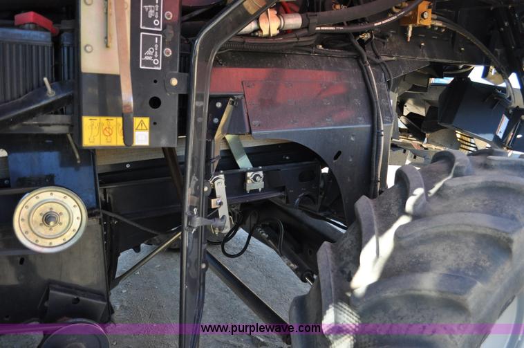 image for item C3223 2006 Case IH 8010 combine