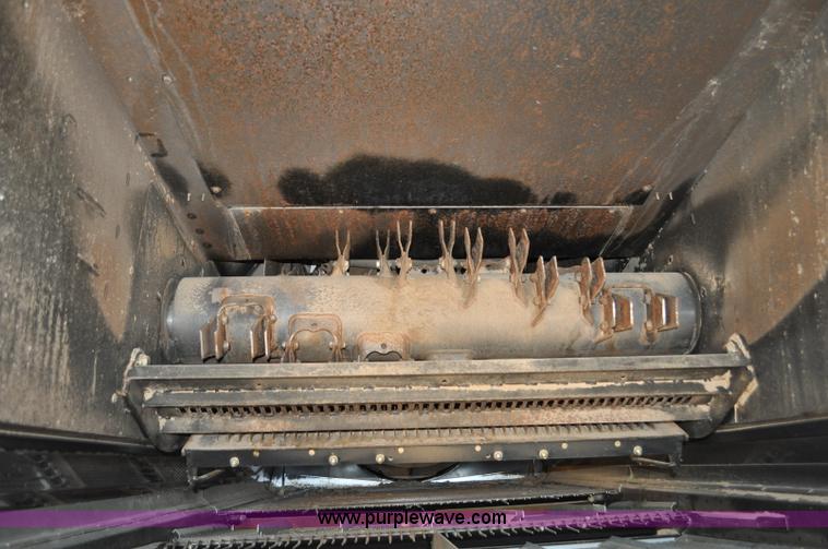 image for item C3223 2006 Case IH 8010 combine