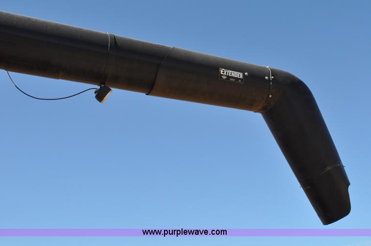 image for item C3223 2006 Case IH 8010 combine