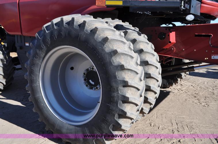 image for item C3223 2006 Case IH 8010 combine
