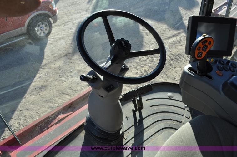 image for item C3223 2006 Case IH 8010 combine