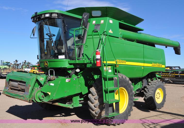 image for item C3226 2004 John Deere 9860 STS RWA combine