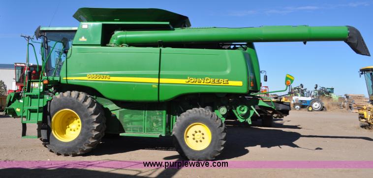 image for item C3226 2004 John Deere 9860 STS RWA combine