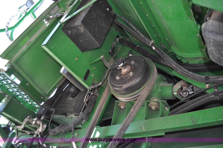 image for item C3226 2004 John Deere 9860 STS RWA combine