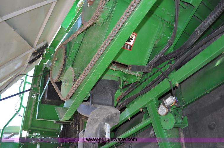 image for item C3226 2004 John Deere 9860 STS RWA combine