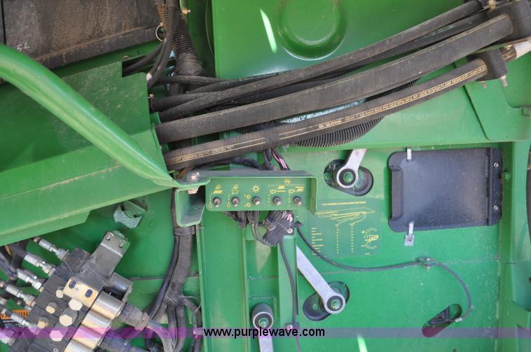 image for item C3226 2004 John Deere 9860 STS RWA combine