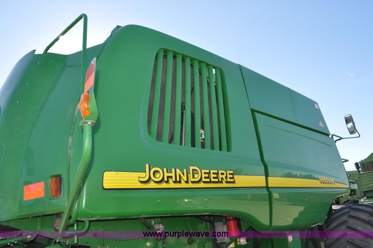 image for item C3226 2004 John Deere 9860 STS RWA combine