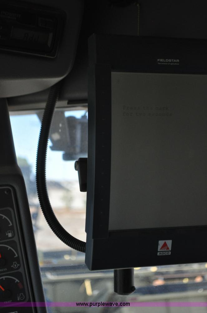 image for item C3227 2004 AGCO Challenger 670 combine