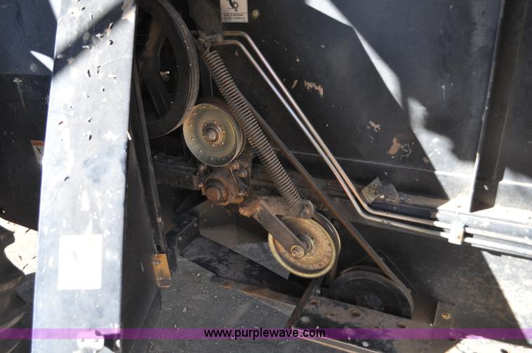 image for item C3227 2004 AGCO Challenger 670 combine