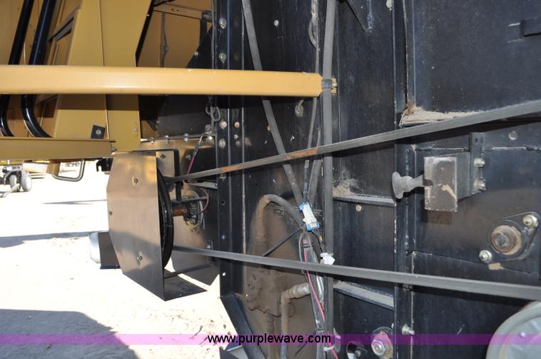 image for item C3227 2004 AGCO Challenger 670 combine