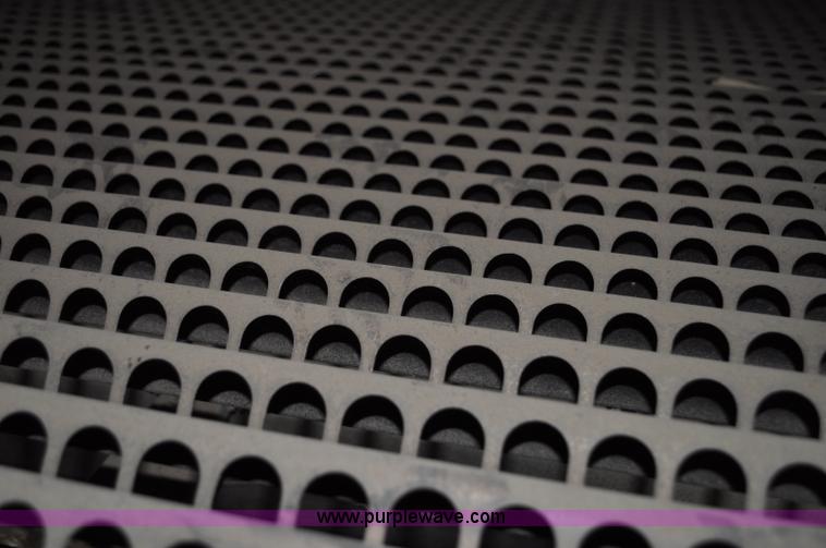 image for item C3227 2004 AGCO Challenger 670 combine