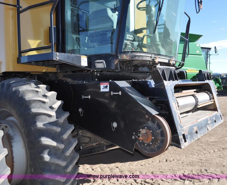 image for item C3227 2004 AGCO Challenger 670 combine