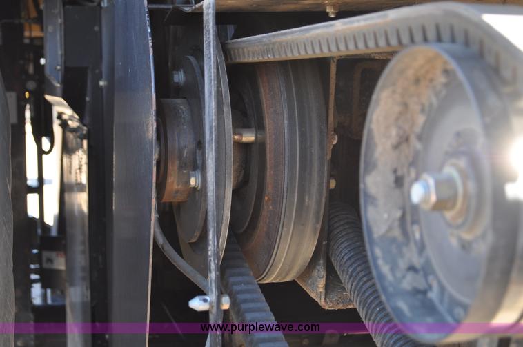 image for item C3227 2004 AGCO Challenger 670 combine