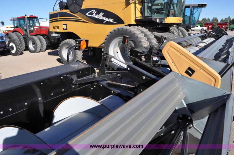 image for item C3227 2004 AGCO Challenger 670 combine