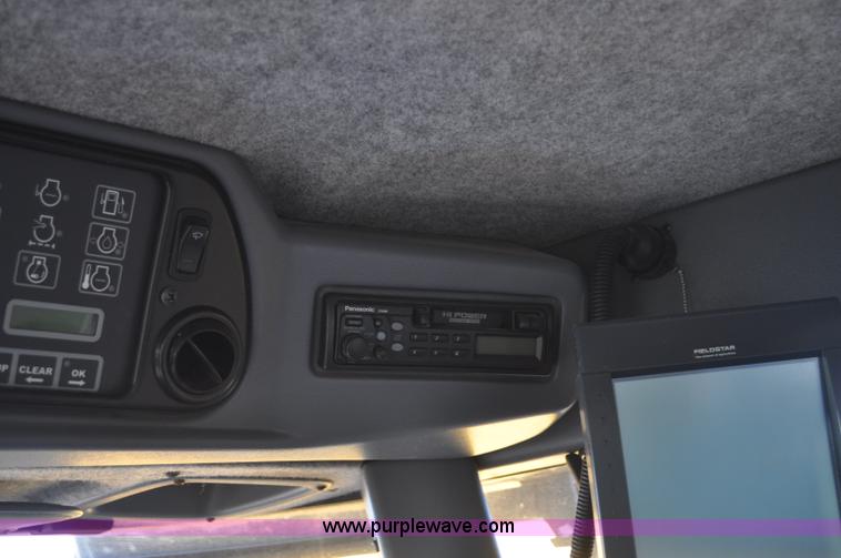 image for item C3228 2004 AGCO Challenger 670 combine