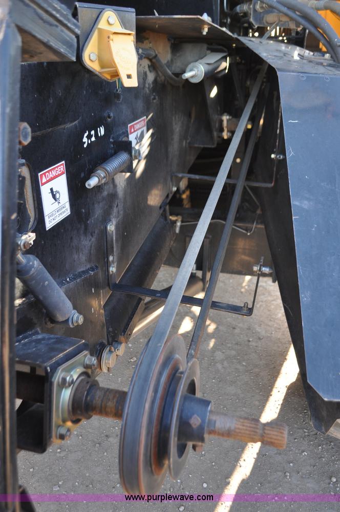 image for item C3228 2004 AGCO Challenger 670 combine