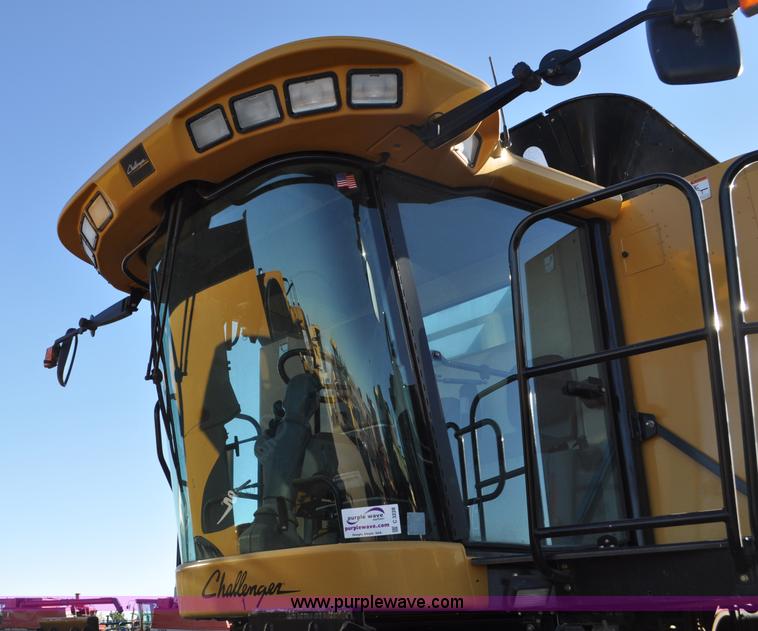 image for item C3228 2004 AGCO Challenger 670 combine